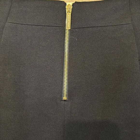 Michael Kors Knit Black Lined Pencil Skirt Gold Tone Zippers Size 6 - Picture 4 of 8